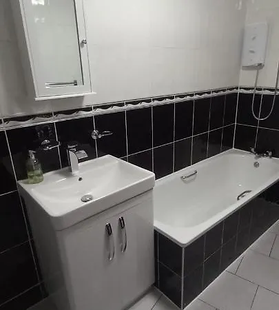 Lovely Spacious Double Beds Sleeps 8 Edinburgh Exterior photo